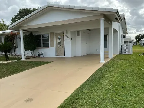 8604 NW 59th Place Tamarac FL 33321