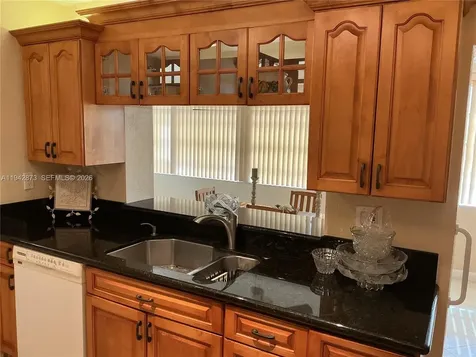8604 NW 59th Place Tamarac FL 33321