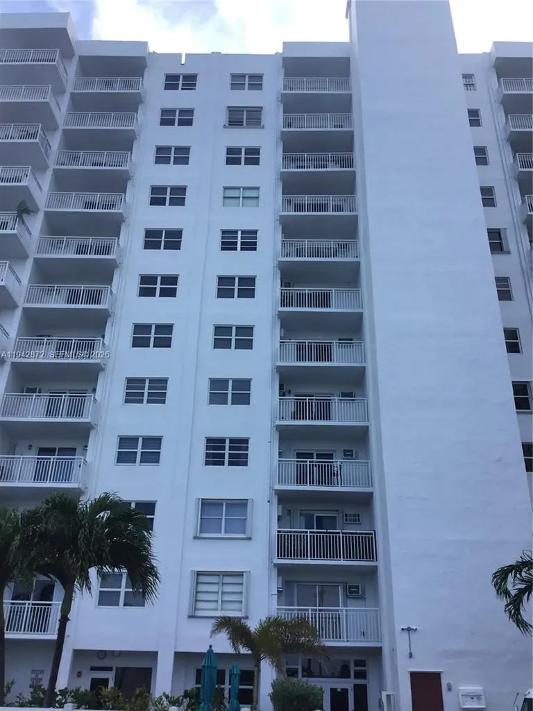 200 S Birch Road Fort Lauderdale FL 33316