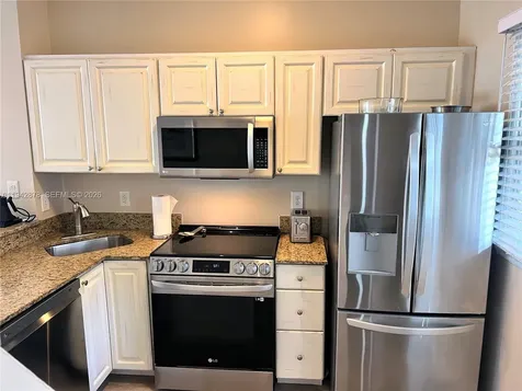 5017 Sunset Village Drive Duck FL 33050