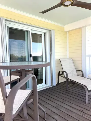 5017 Sunset Village Drive Duck FL 33050