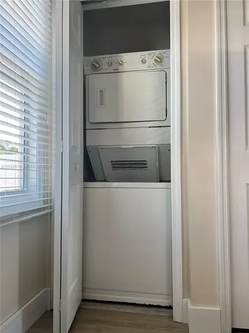 5017 Sunset Village Drive Duck FL 33050