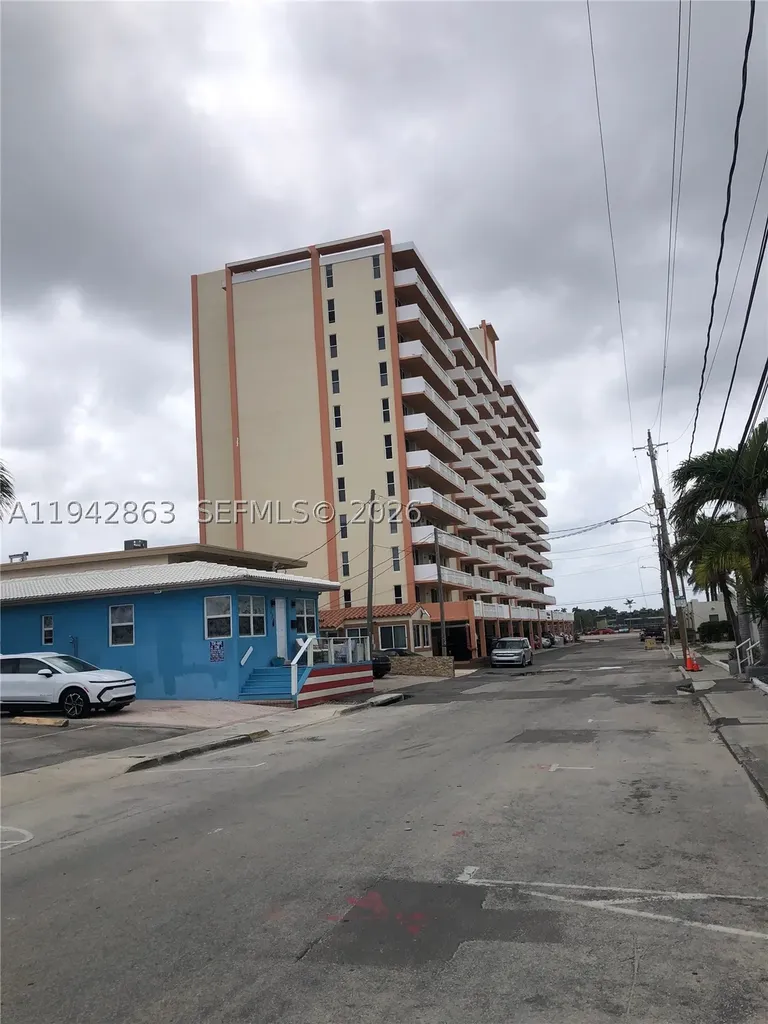 801 S Ocean Drive Hollywood FL 33019