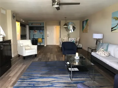 801 S Ocean Drive Hollywood FL 33019