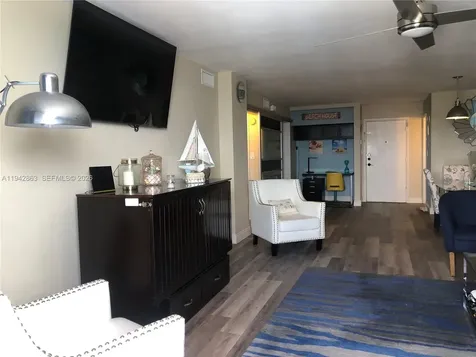801 S Ocean Drive Hollywood FL 33019