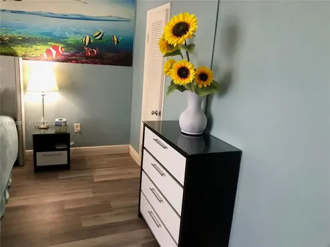 801 S Ocean Drive Hollywood FL 33019