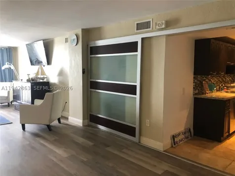 801 S Ocean Drive Hollywood FL 33019