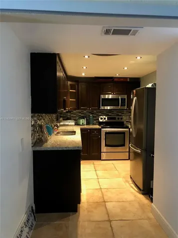 801 S Ocean Drive Hollywood FL 33019
