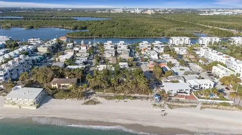 5784 N Surf Road Hollywood FL 33019