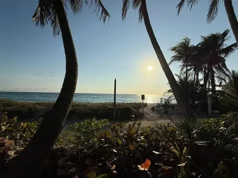 5784 N Surf Road Hollywood FL 33019