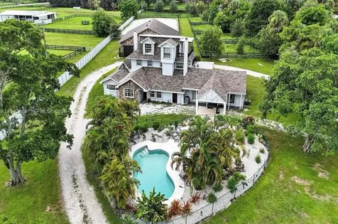 502 Rambling Drive Circle Wellington FL 33414