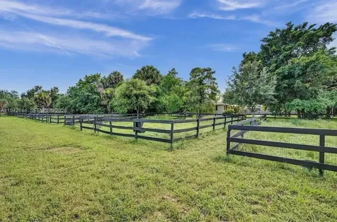 502 Rambling Drive Circle Wellington FL 33414