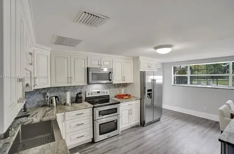 502 Rambling Drive Circle Wellington FL 33414