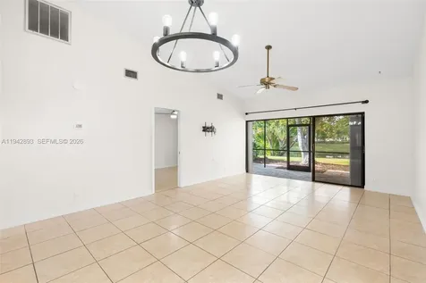 5149 E Lakes Drive Deerfield Beach FL 33064