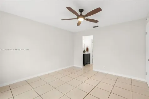 5149 E Lakes Drive Deerfield Beach FL 33064