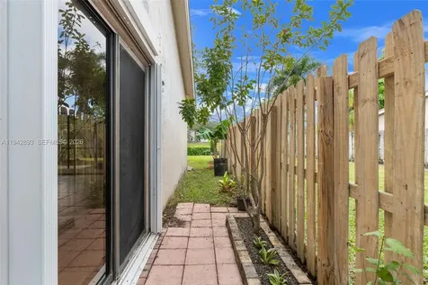 5149 E Lakes Drive Deerfield Beach FL 33064
