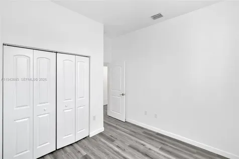 719 Little Rock E Lehigh Acres FL 33974