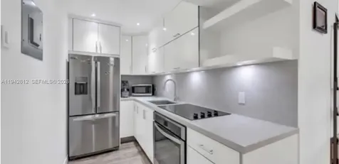 4841 NW 7th Street Miami FL 33126