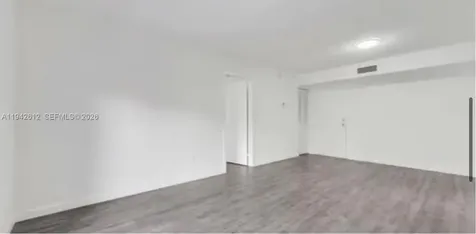 4841 NW 7th Street Miami FL 33126