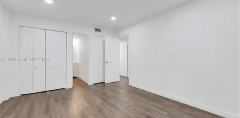 4841 NW 7th Street Miami FL 33126