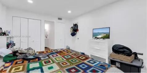 4841 NW 7th Street Miami FL 33126