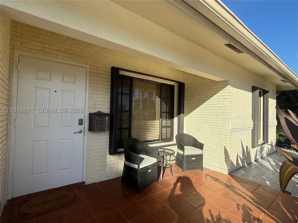 1721 NE 48th Court Fort Lauderdale FL 33334