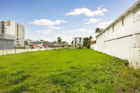 818 NW 3rd Street Miami FL 33128