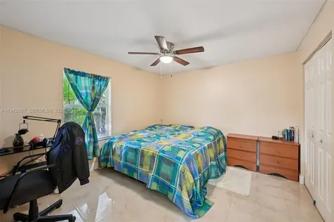 12878 N 77th Place N West Palm Beach FL 33412