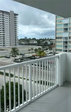 1601 S Ocean Drive Hollywood FL 33019