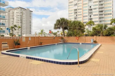 1601 S Ocean Drive Hollywood FL 33019