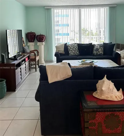 1601 S Ocean Drive Hollywood FL 33019