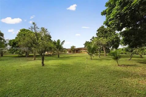 20450 SW 198th Avenue Miami FL 33187