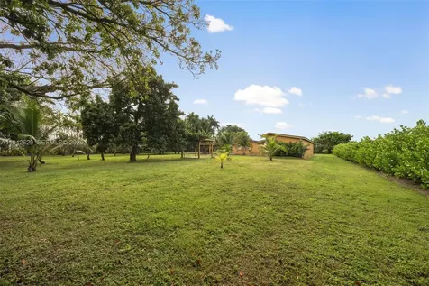 20450 SW 198th Avenue Miami FL 33187