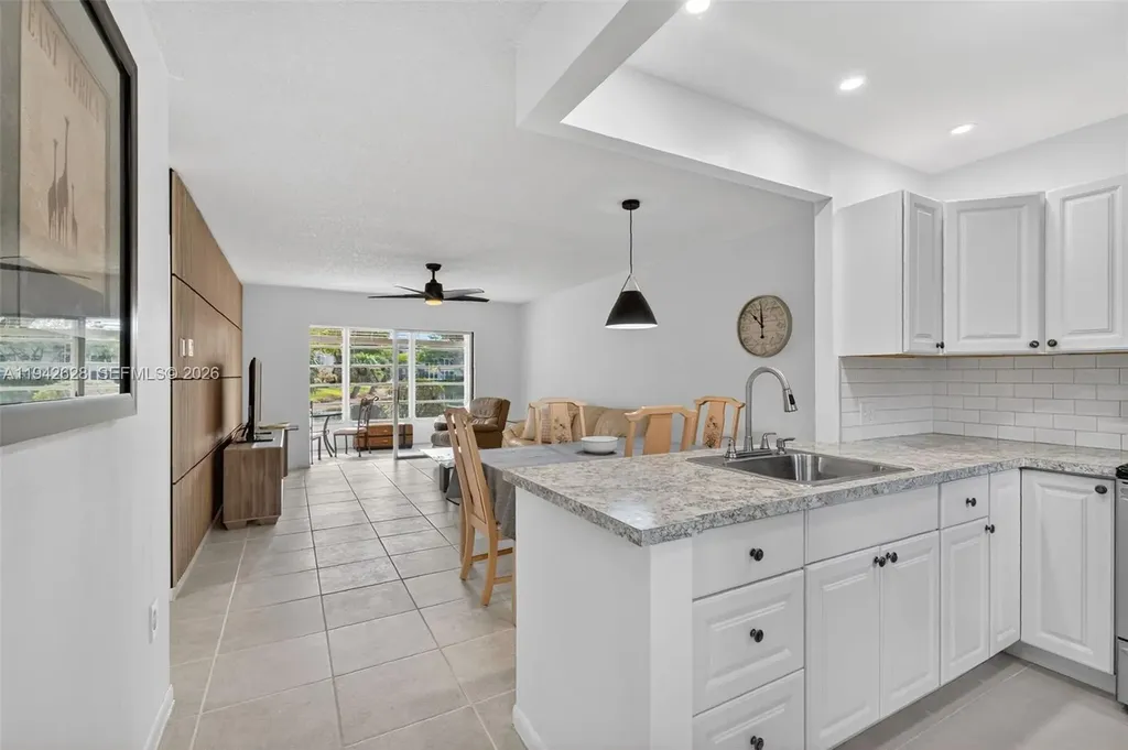 5000 NW 36th Street Lauderdale Lakes FL 33319