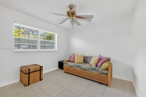 5000 NW 36th Street Lauderdale Lakes FL 33319