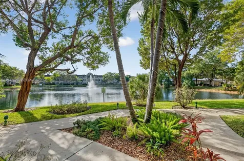 5000 NW 36th Street Lauderdale Lakes FL 33319