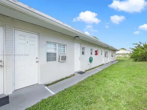 4017 SW 24th Street West Park FL 33023