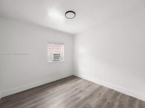 4017 SW 24th Street West Park FL 33023