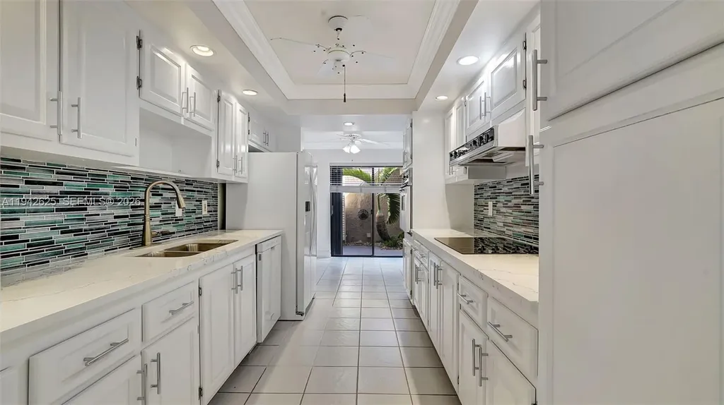 205 Dunwoody Lane Hollywood FL 33021