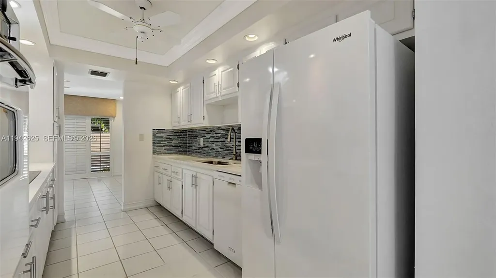 205 Dunwoody Lane Hollywood FL 33021