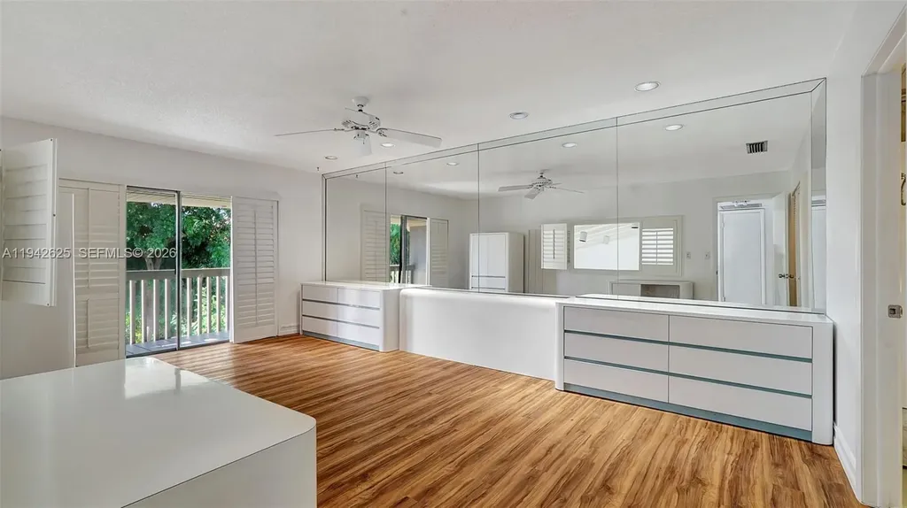 205 Dunwoody Lane Hollywood FL 33021