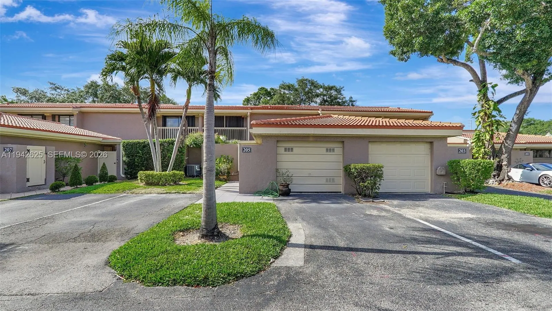205 Dunwoody Lane Hollywood FL 33021