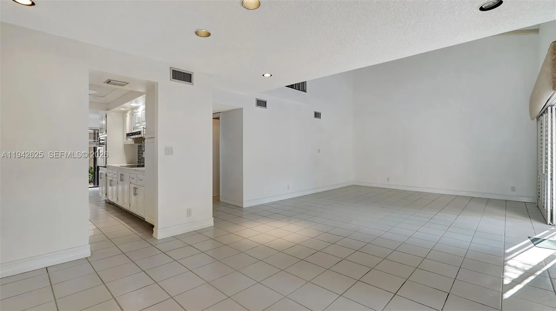 205 Dunwoody Lane Hollywood FL 33021
