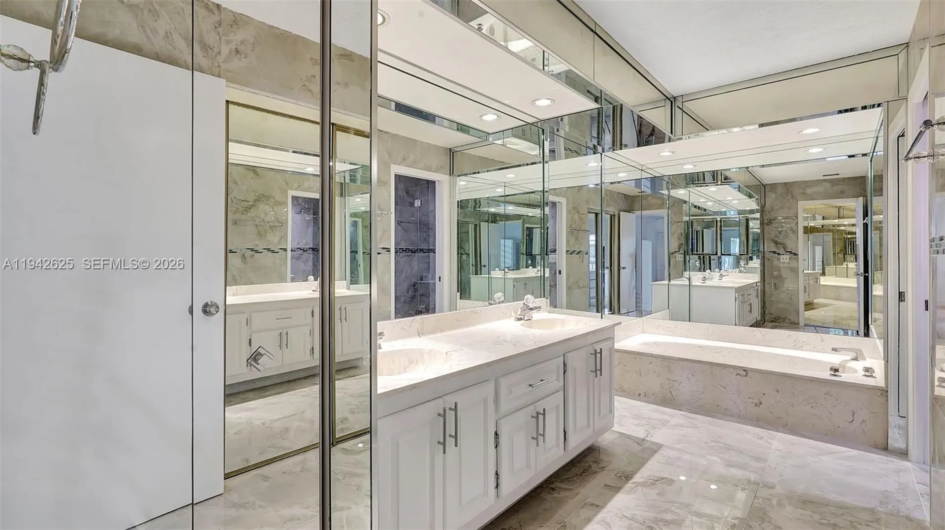 205 Dunwoody Lane Hollywood FL 33021