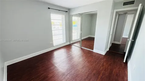 7226 SW 94th Place Miami FL 33173