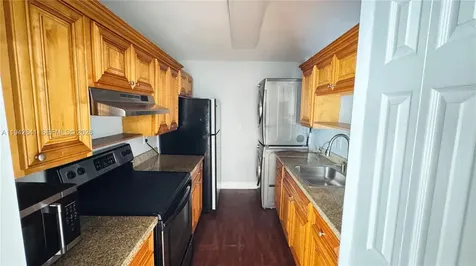7226 SW 94th Place Miami FL 33173