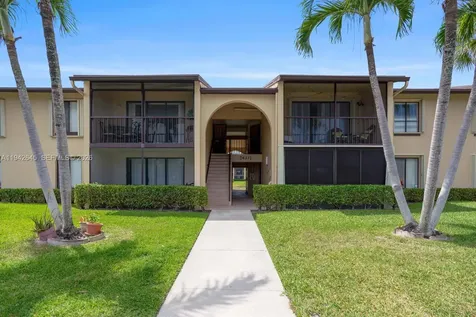623 Sea Pine Way Green Acres FL 33415