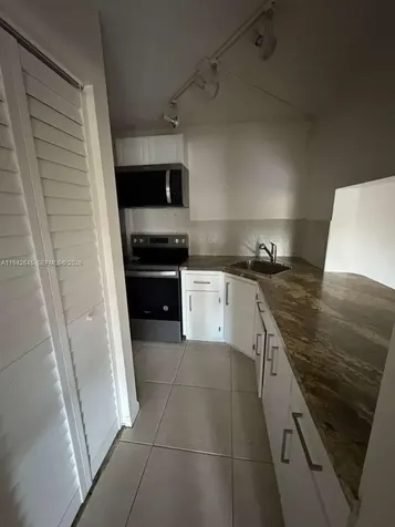 623 Sea Pine Way Green Acres FL 33415