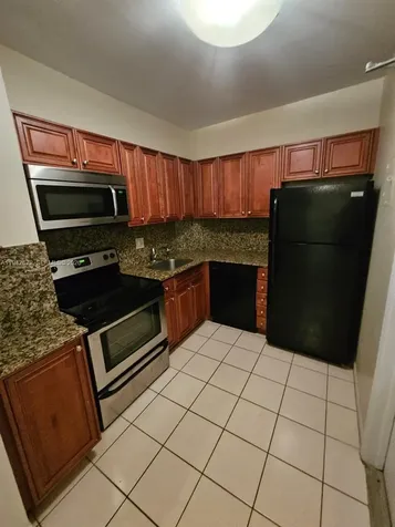 2424 SE 17th Causeway Fort Lauderdale FL 33316