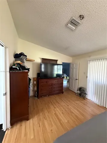 6190 Pine Tree Lane Tamarac FL 33319